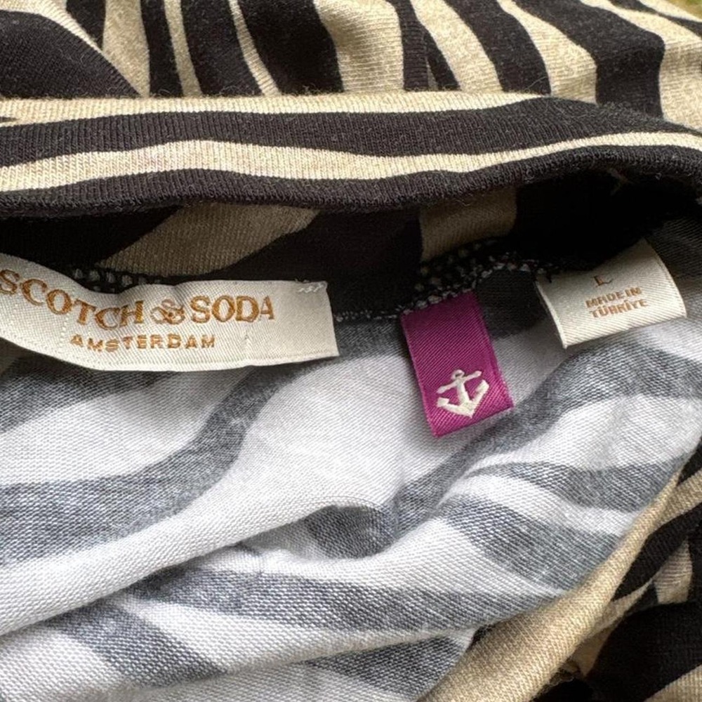 Scotch & Soda black and beige zebra print mock neck long sleeve top in size L - Picture 6 of 8